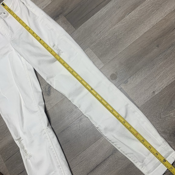 Spanx Jeans Women's White Distressed Ankle Slim Raw Hem Pull On 20229R - Size XS - Picture 6 of 13